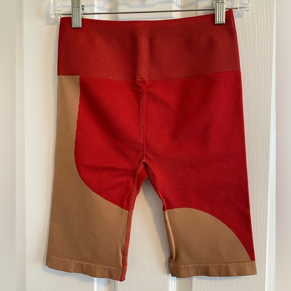 NWT Fabletics Biker Shorts - Picture 1 of 3